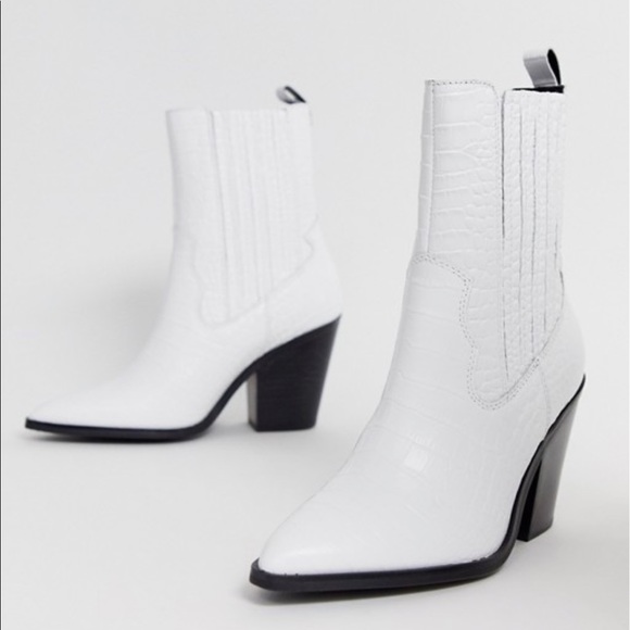 Sz 7.5🌹Aldo white leather boots - Picture 2 of 8